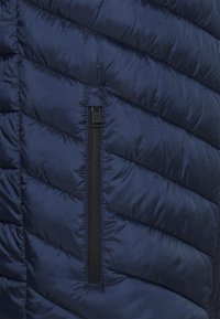 TOM TAILOR Kamizelka