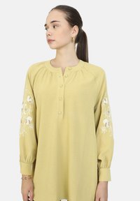 Modanisa REFKA - Blusa - yellow