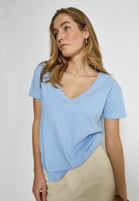 Desires Pamata T-krekls - chambray blue