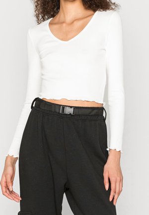 Longsleeve - off-white