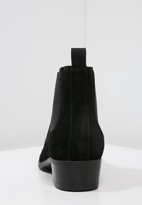 KIOMI Botines - black