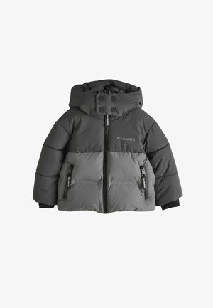 Donkergrijze en lichtgrijze donsjas met capuchon, rits aan de voorkant, ritszakken en AllSaints-logo op de borst en de ritstrekkers.