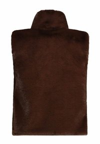 Bruine fleece nekwarmer met een hoge kraag, voorzien van een zachte textuur en een glad oppervlak, geschikt voor gebruik bij koud weer.