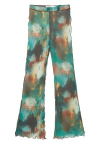 Pantalon évasé avec un motif abstrait aquarelle en vert, marron, orange et crème, bordé de volants sur fond blanc.