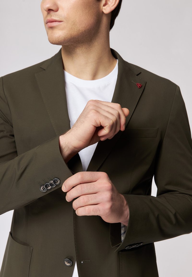 ROY ROBSON SLIM FIT - Blazer jacket - medium green/green - Zalando.de ROY ROBSON SLIM FIT - Blazer jacket - medium green/green - Zalando.de