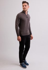 CASH-MERE STEHKRAGEN  - Strickjacke - taupe melange