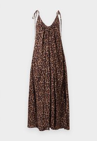 Μακρύ φόρεμα χωρίς μανίκια με τύπωμα λεοπάρ, σούρα στον λαιμό και λεπτά κορδόνια στους ώμους, ρέουσα σιλουέτα σε μονόχρωμο φόντο.