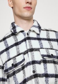 Casual Friday JUKES CHECKED SHACKET - Overgangsjakke - navy blazer
