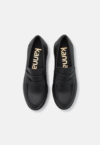 Kanna Sapatos sem atacadores - black