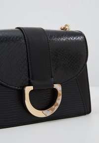Topshop Sac bandoulière - black