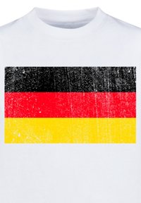 F4NT4STIC DEUTSCHLAND FLAGGE DISTRESSED - Triko s potiskem - weiß