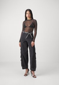 Noisy May NMSHIMMY - Langarmshirt - black/silver-coloured
