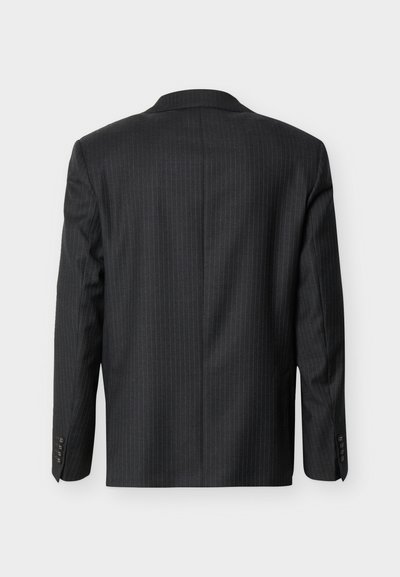 Moška suknjič temno sivega z rahlimi črtami, prikazan od zadaj, z dolgimi rokavi in zapetimi manšetami.