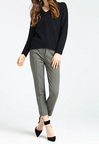 Guess Strickpullover - black
