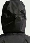 W ACG SFADV TRAIL JKT - Veste de running - black/summit white