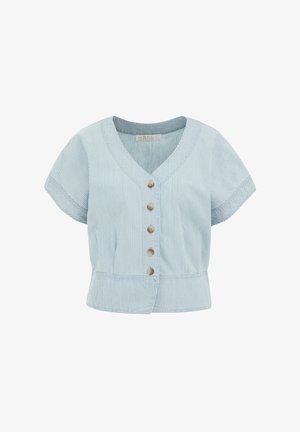 Heleline sinise triibuga lühikeste varrukatega pluus V-kaelusega, mille esiosas on viis puidust nööpi ja kitsas alumine äär.