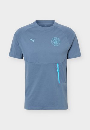 Puma, MANCHESTER CITY FC PUMATECH POCKET TEE - Squadra - evening sky/luminous blue