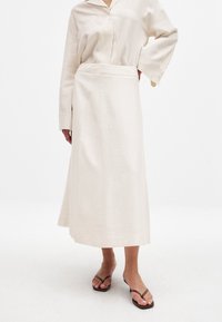 Falda acampanada - offwhite