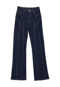 Jeans in denim blu scuro con un design a gamba larga, caratterizzati da dettagli di cucitura curvi, due tasche anteriori e una chiusura con bottone frontale.