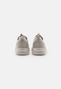 Pier One Baskets basses - beige