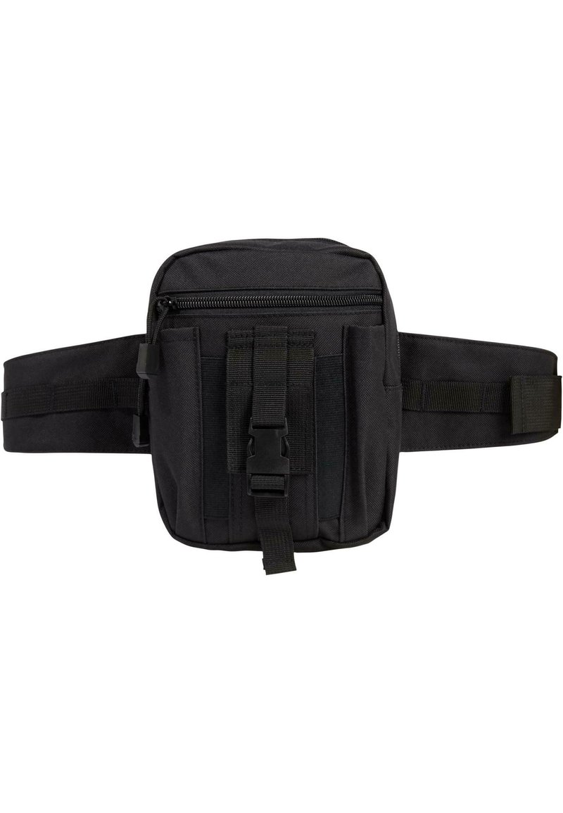 Marsupio nero realizzato in materiale resistente, dotato di una parte superiore con zip, tasche frontali e una tracolla regolabile con fibbia in plastica.