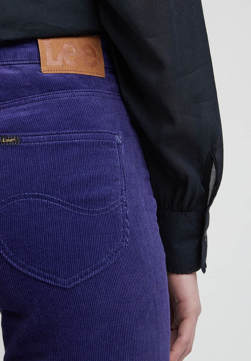 Pantaloni denim flare - 5 tasche - BLU - - 20.00