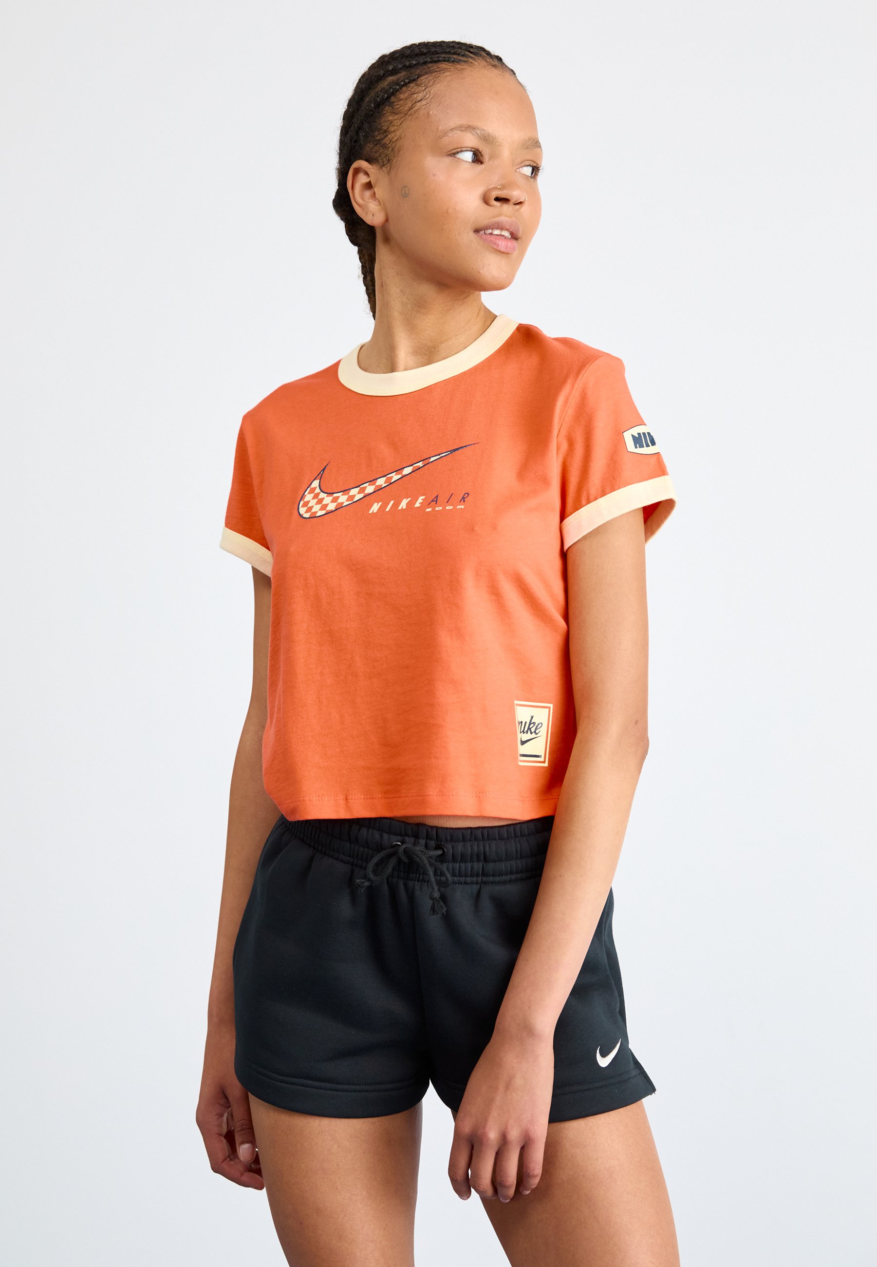 売れ筋商品|||ナイキ Tシャツ レディース トップス CLUB TEE MOTO - Print T-shirt - turf orange ナイキ レディース Tシャツ トップス CLUB TEE MOTO - Print T