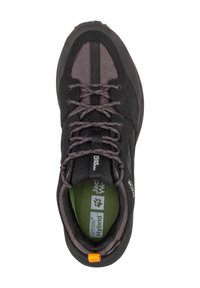 Scarpa da trekking nera e grigia con tomaia in mesh e suede, punta rotonda, lacci grigi e soletta verde; presenta un logo e accenti sottili.