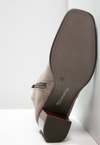 Tamaris Bottines - taupe