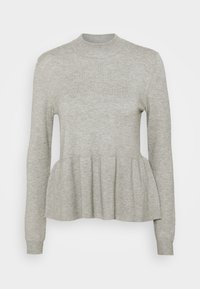 Jasnoszary sweter z długim rękawem, wykonany z dzianiny, z wysoką okrągłą dekoltem i peplum na dole, z prążkowanym wzorem przy mankietach i dolnej części swetra.