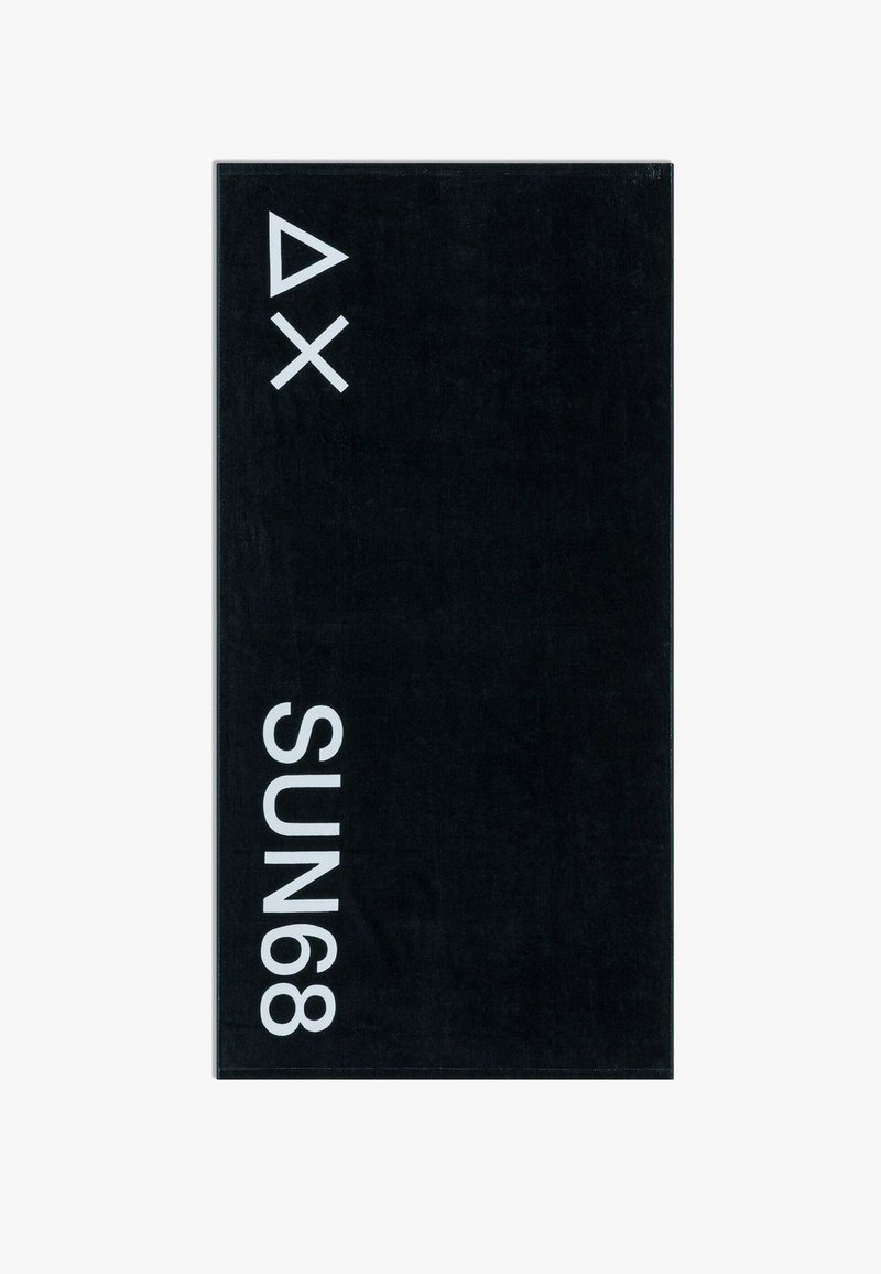 Asciugamano rettangolare nero con simboli bianchi PlayStation, triangolo e croce, nell'angolo in alto a sinistra e testo "SUN68" disposto verticalmente lungo il bordo sinistro.