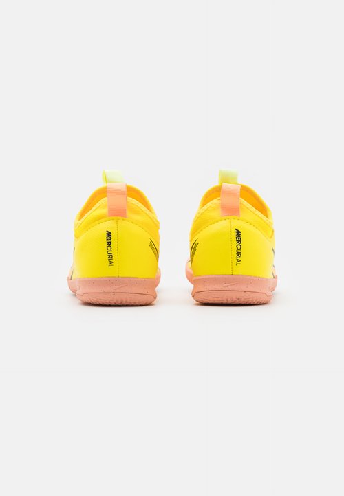 Nike JR ZOOM MERCURIAL VAPOR 15 ACADEMY UNISEX - Botines de fútbol sala - yellow strike/sunset glow/volt ice — foto 3