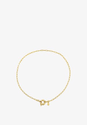 Guld kædearmbånd lavet af sammenkoblede ovale segmenter, med en lås og en lille charme detalje. Glat tekstur hele vejen igennem.