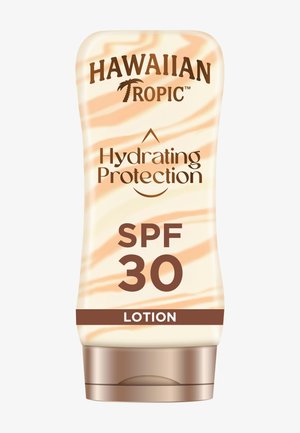 Hawaiian Tropic Hydrating Protection SPF 30 lotion i et beige og lyse orange stribet rør med en bronzefarvet klaplukket hætte.