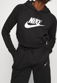 Nike Sportswear Luvtröja - black