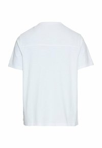 Hvid kortærmet t-shirt lavet af blødt stof, med et enkelt design, lige snit og flad halsudskæring. Ingen mønstre eller accenter.