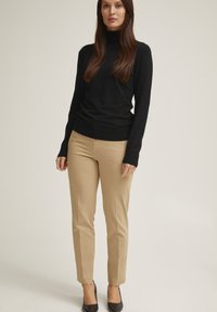 STOCKH LM DESI SLIM FIT - Chinos - amphora