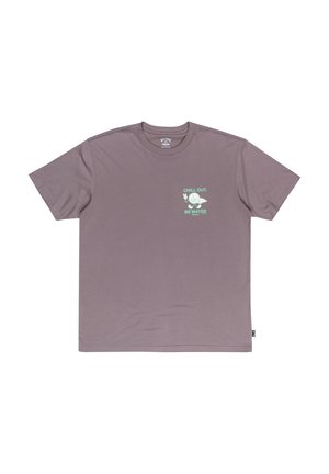 Kortærmet T-shirt med rund hals i dæmpet grå stof. Har et trykt design i grøn og hvid med teksten "CHILL OUT. BE WATER" på brystet.