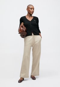 Maison Kitsuné BABY FOX FINE CARDIGAN - Kardigán - black