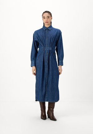 LONG TAB - Farmerruha - worn in windward