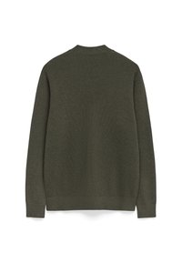 Mörkgrön långärmad ribbad stickad tröja med hög krage, sedd bakifrån mot en vit bakgrund.