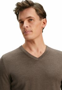 FALKE BASIC NEW MERINO V-NECK - Maglione - bormio mel