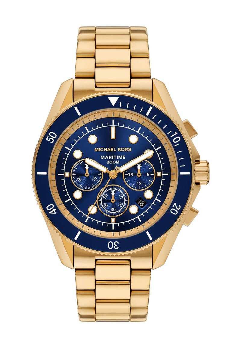 Michael Kors Maritime ur har et bundt af guld rustfrit stål, blå urskive, guld accenter, tre små urskiver og en roterende bezel med minutmarkeringer.