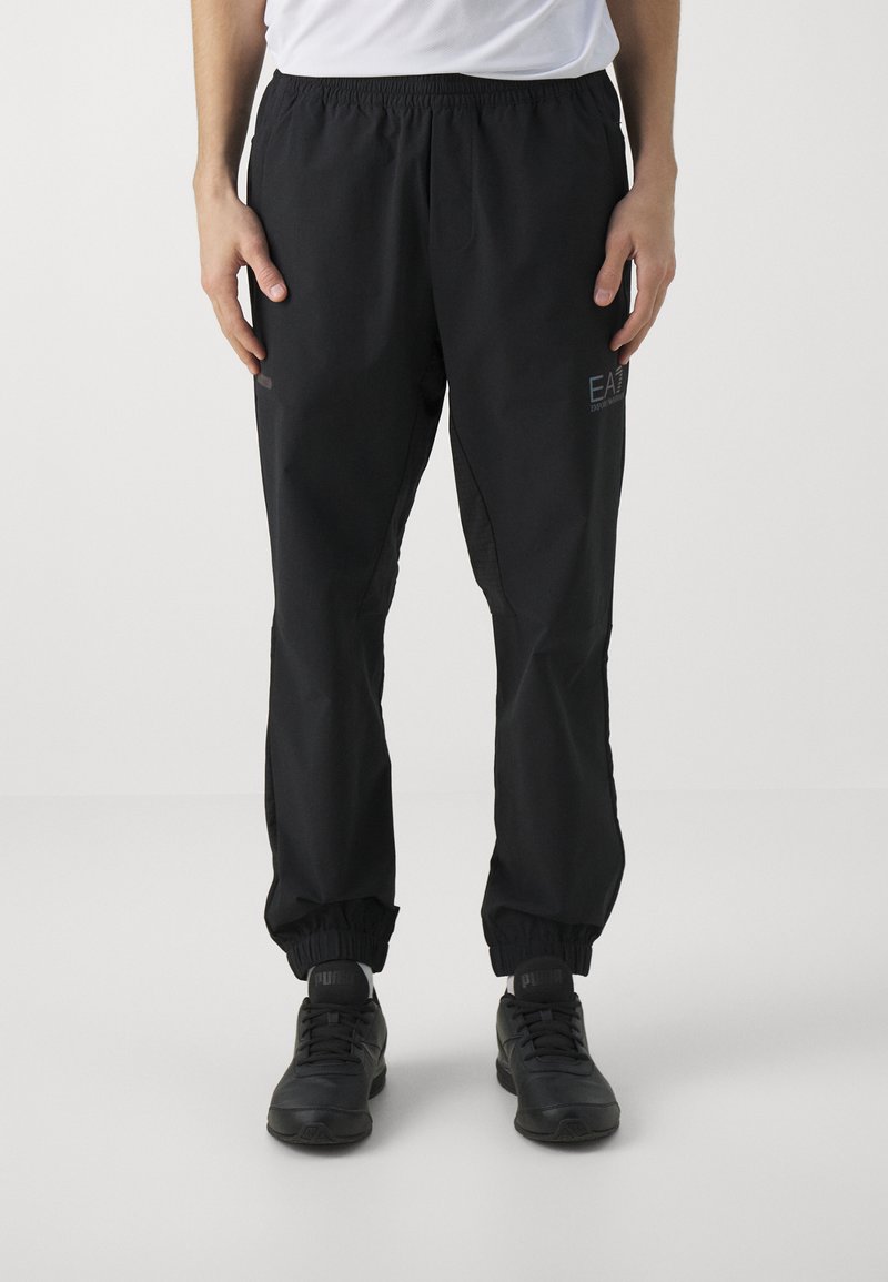 EA7 Emporio Armani - VENTUS7 PANTS - Träningsbyxor - black, Förstora