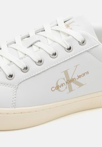 Calvin Klein Jeans CLASSIC CUPSOLE LACE UP  - Tenisky - bright white/creamy white/garnet