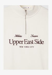 Selezionato, bianco lana