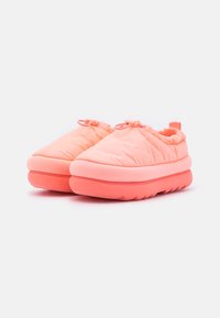 UGG Pantuflas - salmon