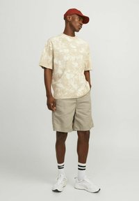 Jack & Jones Shorts - crockery