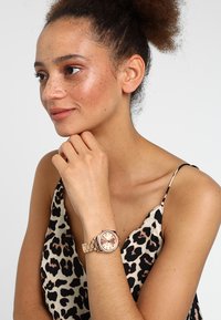 Fossil SCARLETTE - Montre - rosègold-coloured