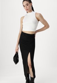 Noisy May NMDESTINY RUCHING SKIRT  - A-silueta svārki - black